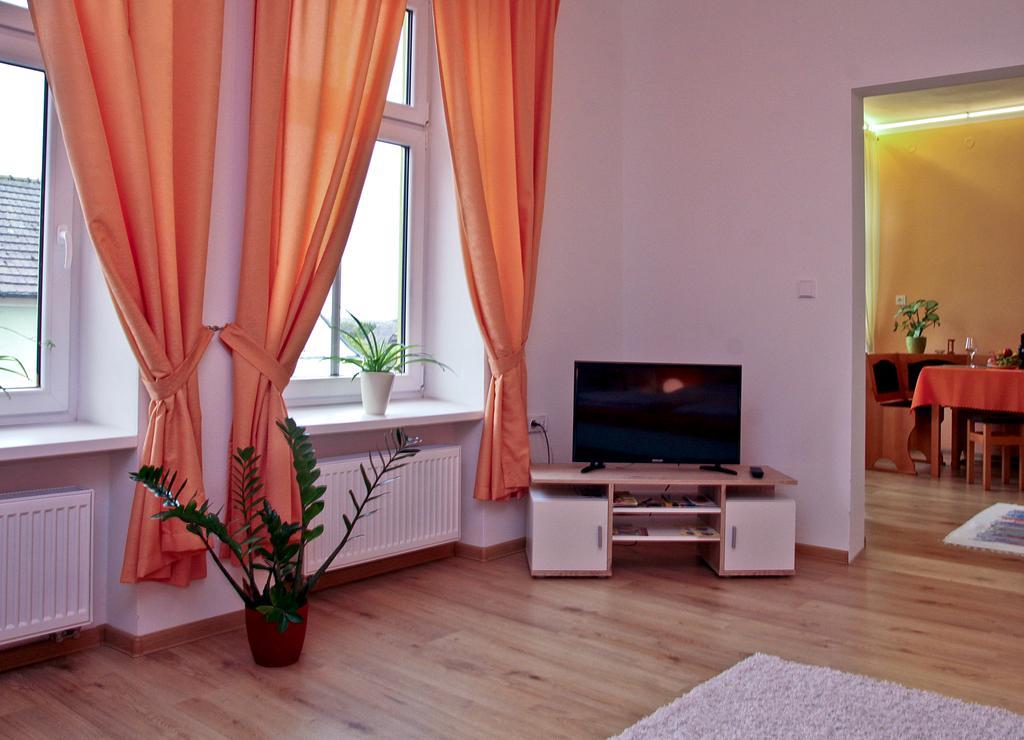Hrabětice Pension U Palenice מראה חיצוני תמונה